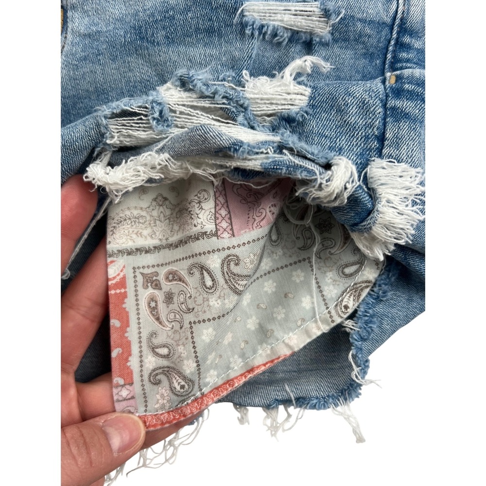 American Eagle Hi-Rise Distressed Paisley Bandana festival Streetwear boho short - Picture 2 of 7